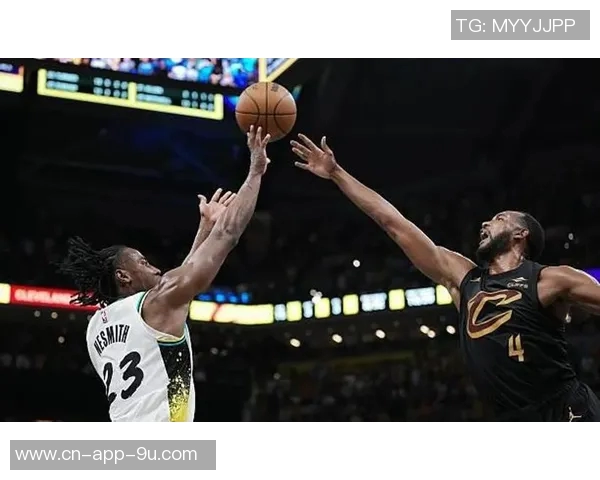 兰德尔表现平平全场10投仅4中贡献16分5篮板1助攻次节状态低迷未能得分 兰德尔表现平平全场10投仅4中贡献16分5篮板1助攻次节状态低迷未能得分