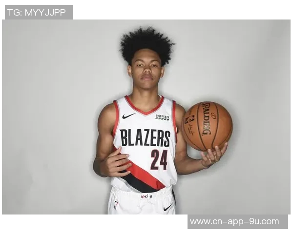 安芬尼西蒙斯分享替补经历:从思考到放松的心路历程 安芬尼西蒙斯分享替补经历:从思考到放松的心路历程