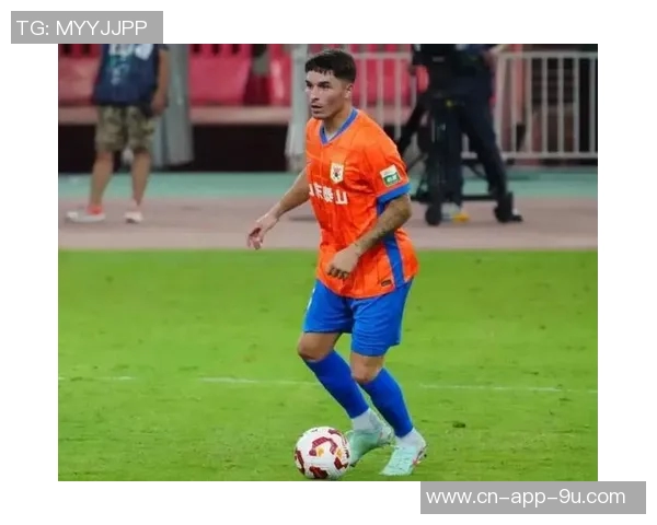 泰山中卫洛佩斯全场表现低迷对抗与争顶数据惨淡引发关注 泰山中卫洛佩斯全场表现低迷对抗与争顶数据惨淡引发关注