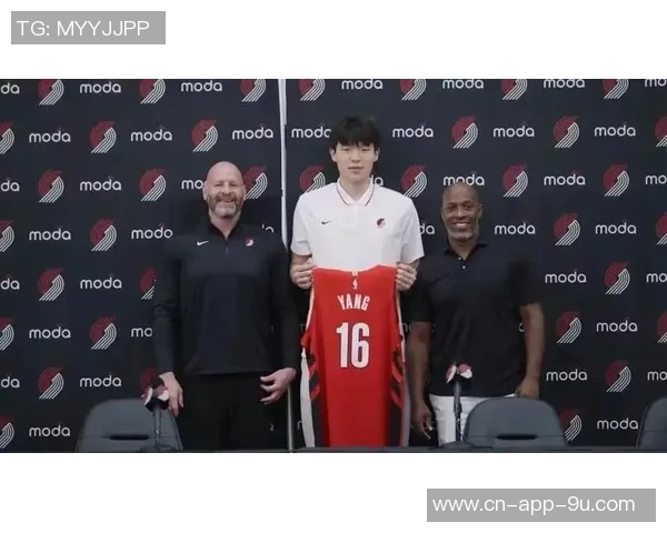 队记:杨瀚森成长之路漫长昌西深知培养新星的重要性 队记:杨瀚森成长之路漫长昌西深知培养新星的重要性