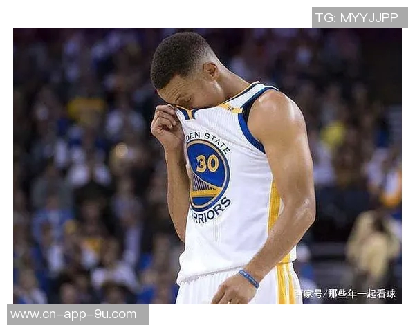 哈珀表现低迷全场仅得6分3助攻4失误半场命中率惨淡 哈珀表现低迷全场仅得6分3助攻4失误半场命中率惨淡