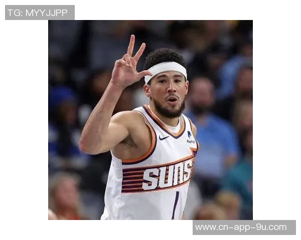 布克高效表现16投10中罚球全中独得31分助球队争胜 布克高效表现16投10中罚球全中独得31分助球队争胜