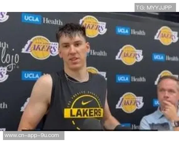 拉拉维亚谈得分表现称与东契奇搭档让比赛变得轻松愉快 拉拉维亚谈得分表现称与东契奇搭档让比赛变得轻松愉快