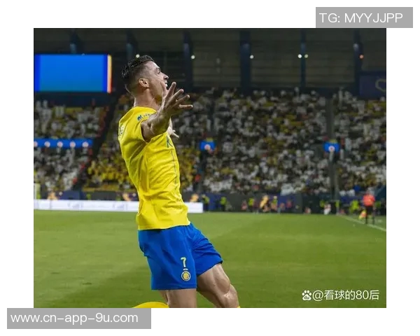 英媒称沙特有意明夏引进B费C罗曾与他沟通 英媒称沙特有意明夏引进B费C罗曾与他沟通