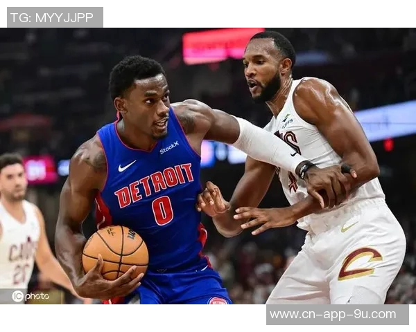 弗莱认为米切尔得分能力超韦德但韦德在综合表现上更胜一筹 弗莱认为米切尔得分能力超韦德但韦德在综合表现上更胜一筹