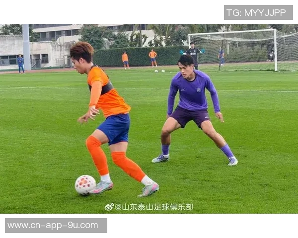 鲁媒报道泰山队今日与西海岸进行热身赛为第二阶段备战打下基础